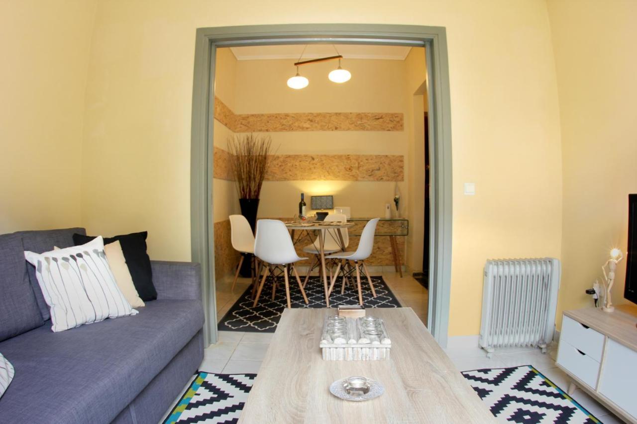 Stylish City Center Garden Apartment Atina Dış mekan fotoğraf