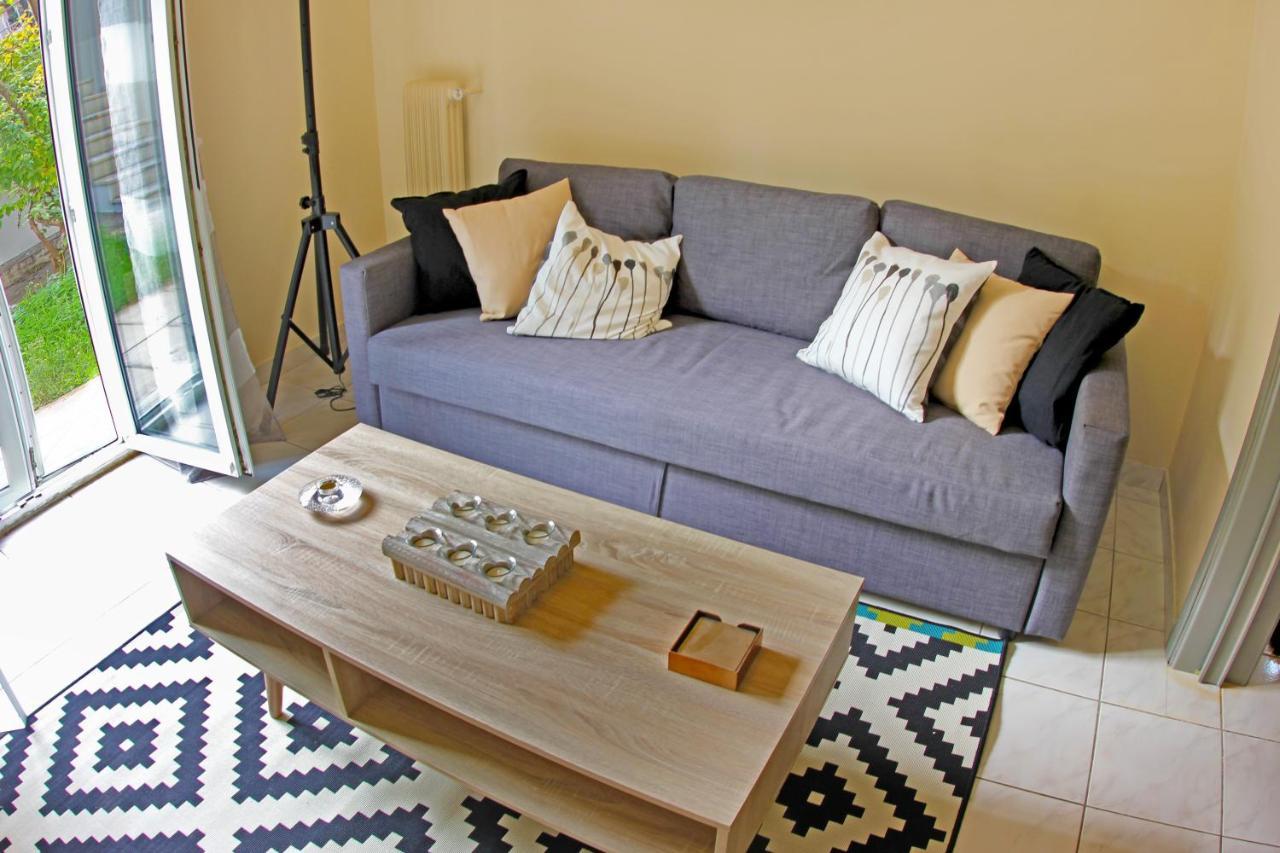 Stylish City Center Garden Apartment Atina Dış mekan fotoğraf